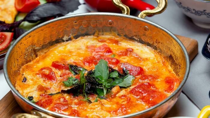 En l'honneur de la Saison Méditerrannée 2026 qui met en valeur la richesse et la diversité des cultures méditerranéennes, découvrez les saveurs du Maghreb et apprenez à cuisiner avec Miéline.