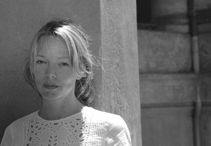 Rencontre avec l’auteure suédoise Lina Wolff et son éditrice Marie-Pierre Gracedieu, pour découvrir son premier ouvrage publié en français  « Les amants polyglottes » paru aux Editions Gallimard.
