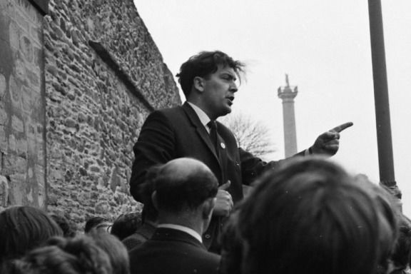 Projection suivie d’une discussion autour du rôle majeur de John Hume dans le processus de paix en Irlande du Nord.