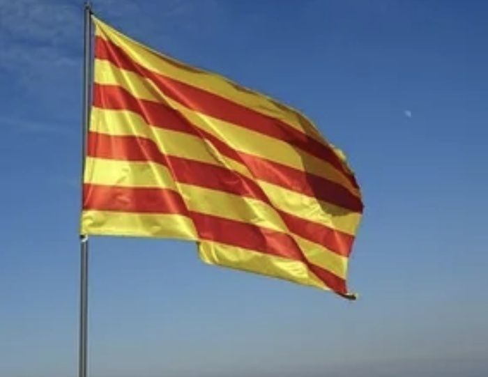 Fira de la Sant Jordi - Livres, roses, xicolatada