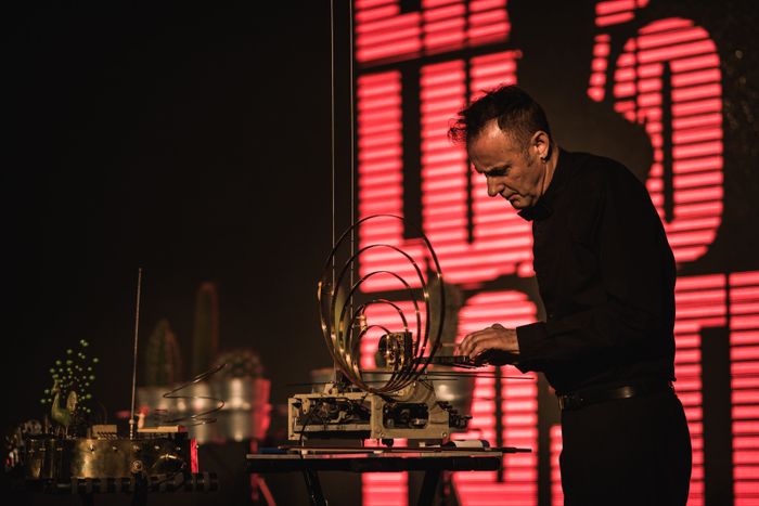 CactuSonores est une création plastique et sonore - une sculpture sonore à écouter et à voir.
