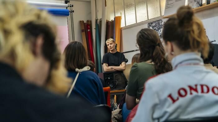 Ne manquez pas l’occasion de rencontrer ces acteurs et actrices du monde artistique, culturel et médiatique pour découvrir leurs parcours, leurs pratiques et bénéficier de conseils précieux.