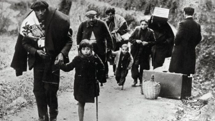 Exposition dans le cadre du programme des manifestations pour la commémoration de l'exil espagnol de 1939, avec le soutien de la Commission de la mémoire historique du Ministère de la Justice espagnol