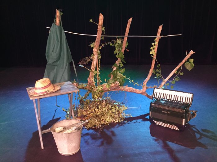 Une lecture contée en plein air autour de l'histoire émouvante d'un berger planteur d'arbres avec la Compagnie In Ilo Tempore