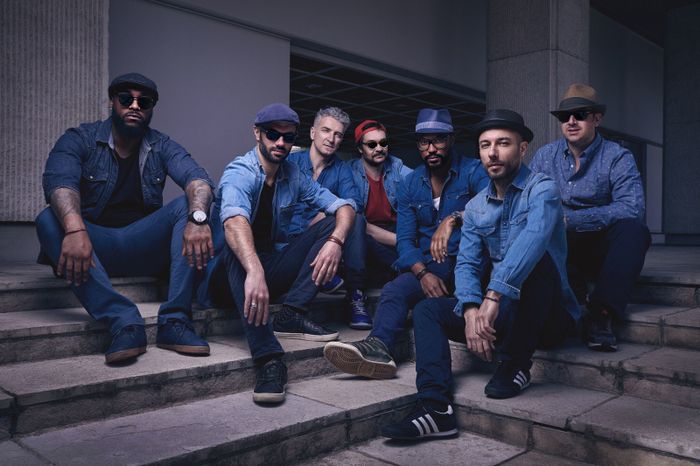 Dans le cadre de notre maison d'été Mona Darlin', nous accueillerons le groupe de New Latin Funk SETENTA au Mona Bismarck American Center !
